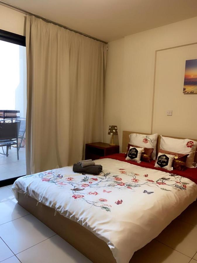 Larnaca Beach Apartment Экстерьер фото