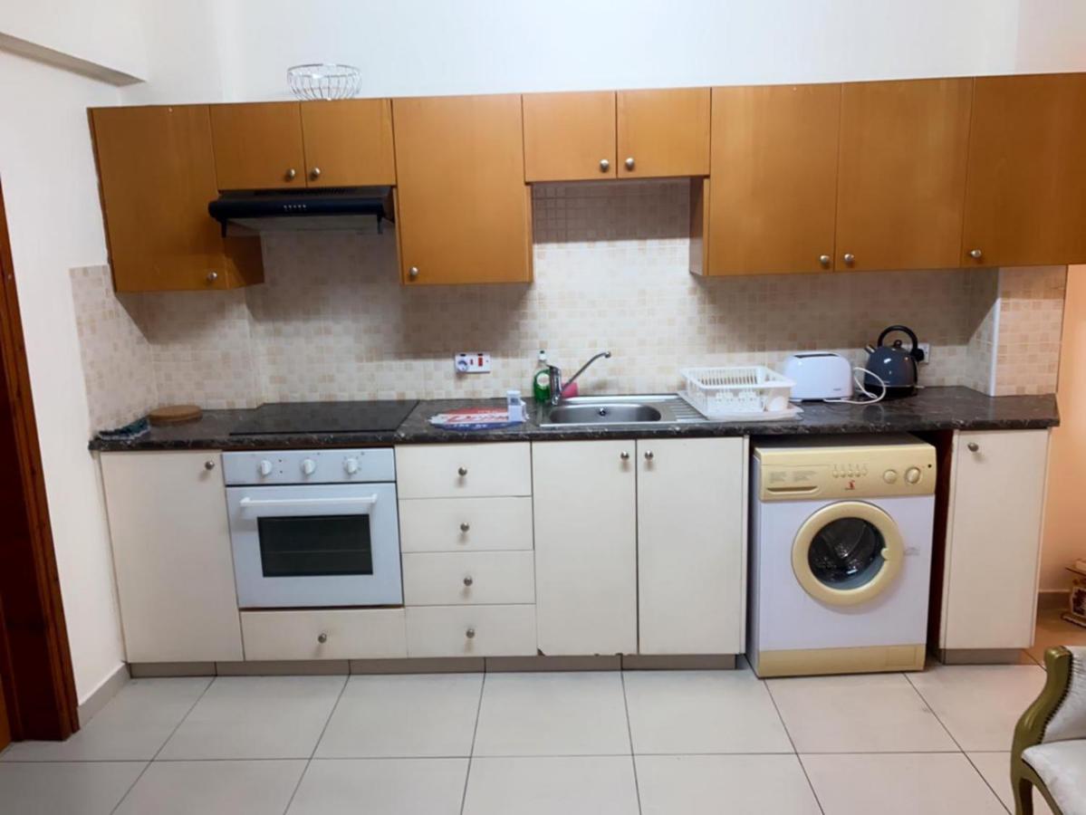 Larnaca Beach Apartment Экстерьер фото